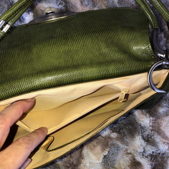CUTE - suede & leather purse - Picture 8 of 8